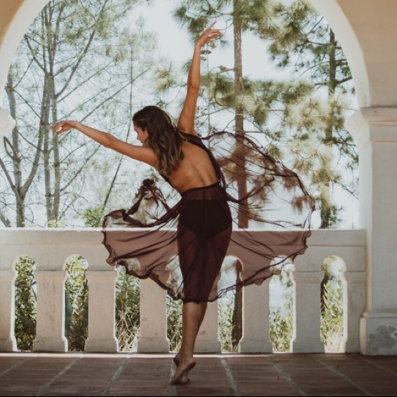 Burgundy Velvet Backless Leotard - Picture 3 of 8